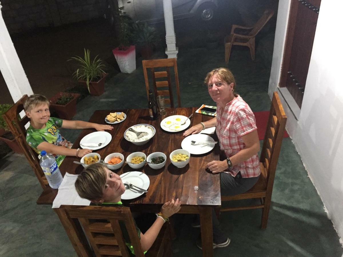 Bindu Homestay Wellawaya Exterior photo